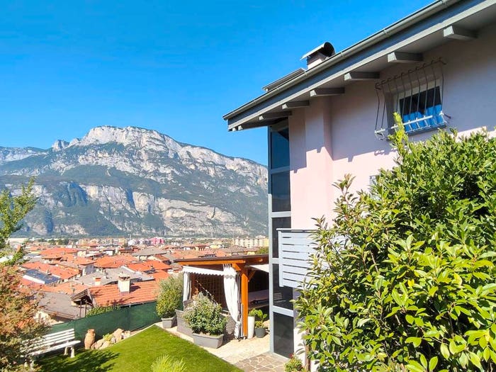 Casa con 6 locali in vendita in Vicolo Bristol Via, Centro, Lavis