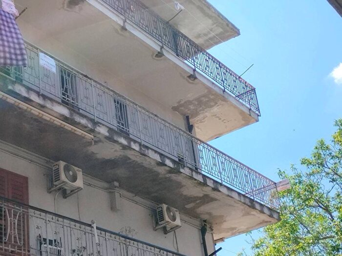 Appartamento trilocale in vendita in Via Circonvallazione, Centro, Taurianova