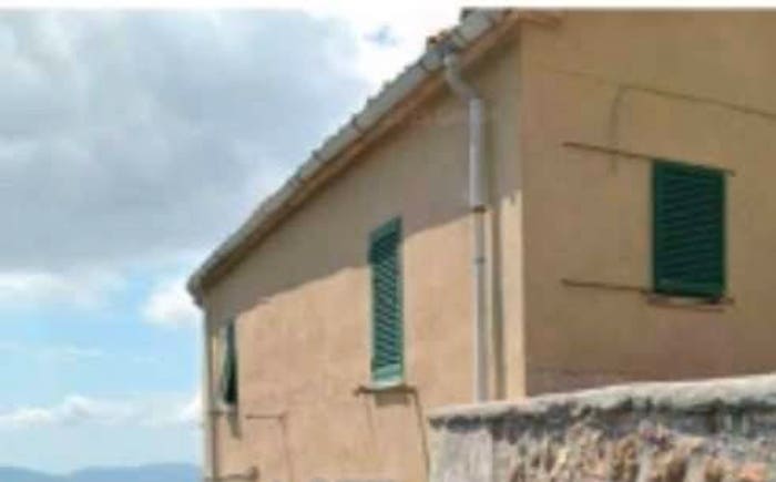 Appartamento trilocale in vendita in Pomarance
