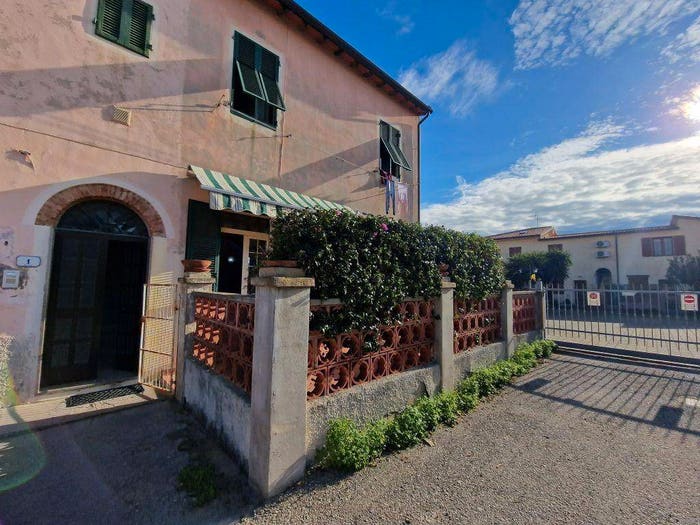 Appartamento trilocale in vendita in Via Mentana, Centro, Portoferraio