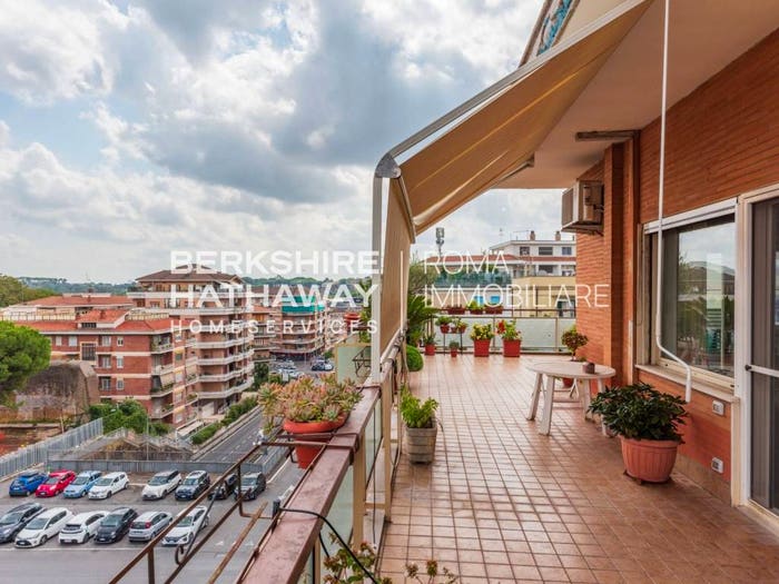 Casa con 6 locali in vendita in Via Paolo Bentivoglio, Gregorio VII Piccolomini, Roma