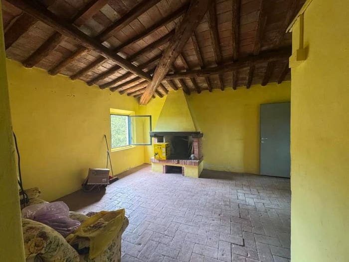 Casa con 6 locali in vendita in Strada Vicinale Lama, Castelfiorentino