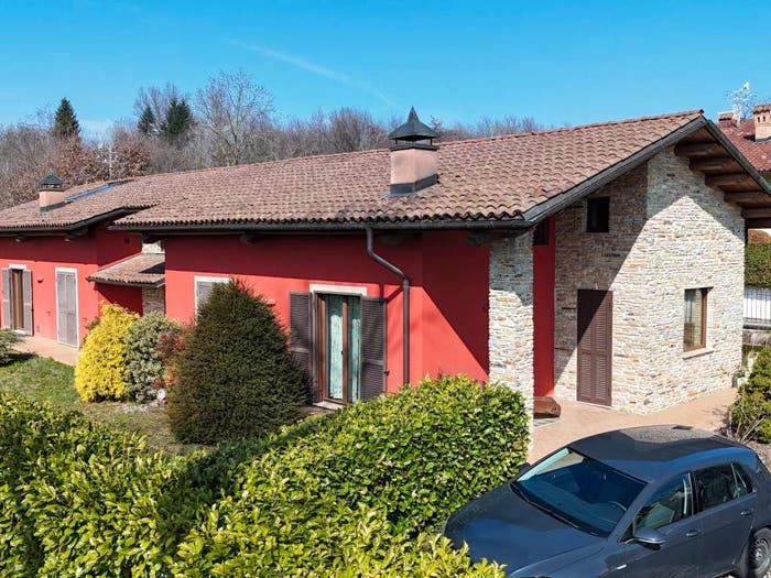 Casa con 6 locali in vendita in Via del Castellino, Vicoforte