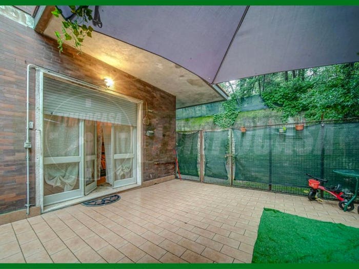 Appartamento trilocale in vendita in Via Giuseppe Ferrari, Centro, Gavirate