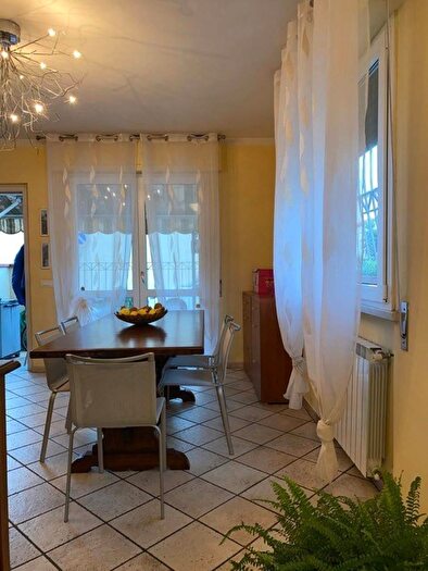 Casa con 5 locali in vendita in Via Bottego, Viareggio