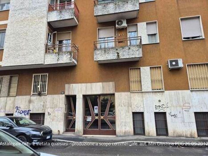 Appartamento bilocale in vendita in Via Vincenzo Monti, Corsico