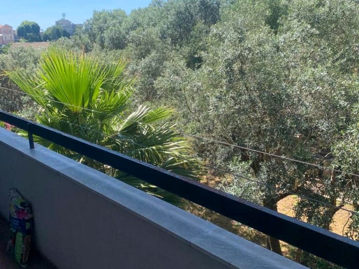 Appartamento trilocale in vendita in Via Bottini, Sturla, Genova