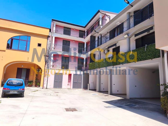Appartamento trilocale in vendita in Via Campania, Marcianise