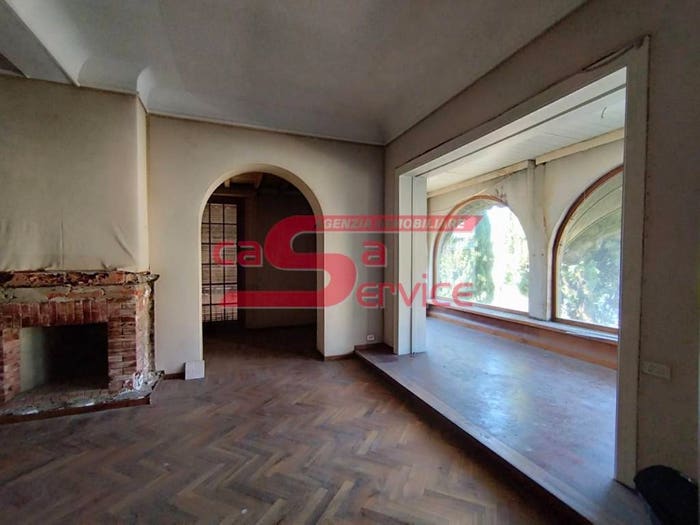 Casa con 6 locali in vendita in MontecatiniTerme