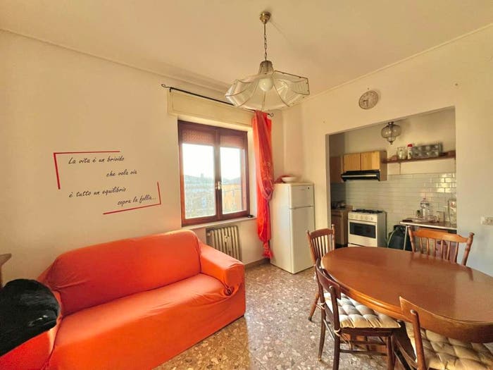 Appartamento bilocale in vendita in Via Giuseppe Garibaldi, Centro, Moglia