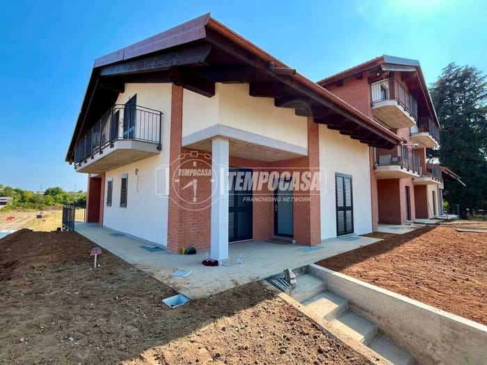 Casa con 5 locali in vendita in Via Druento, San Gillio
