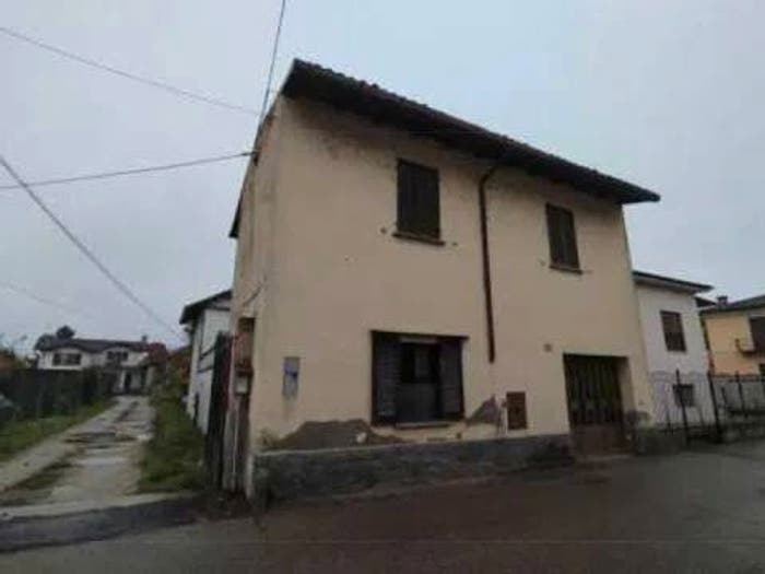 Casa con 5 locali in vendita in Via Piave, Centro, Gropello Cairoli