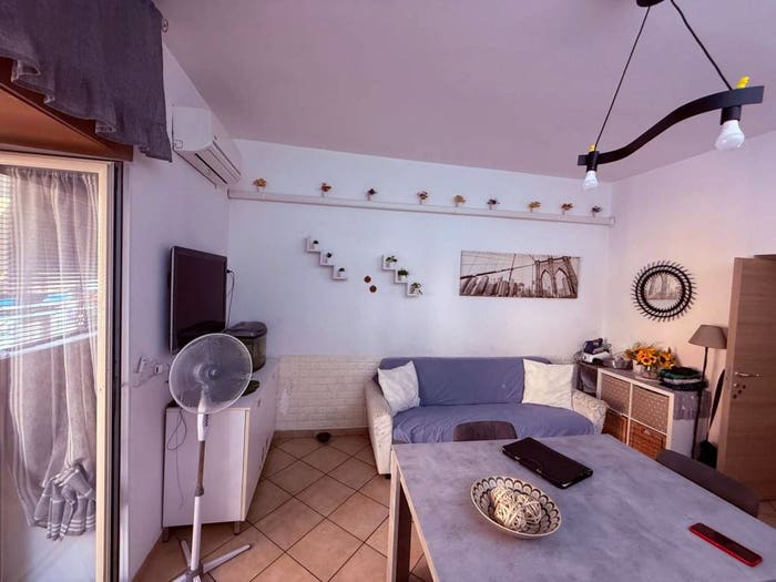Appartamento quadrilocale in vendita in Via Giacomo Leopardi, Fuorigrotta, Napoli