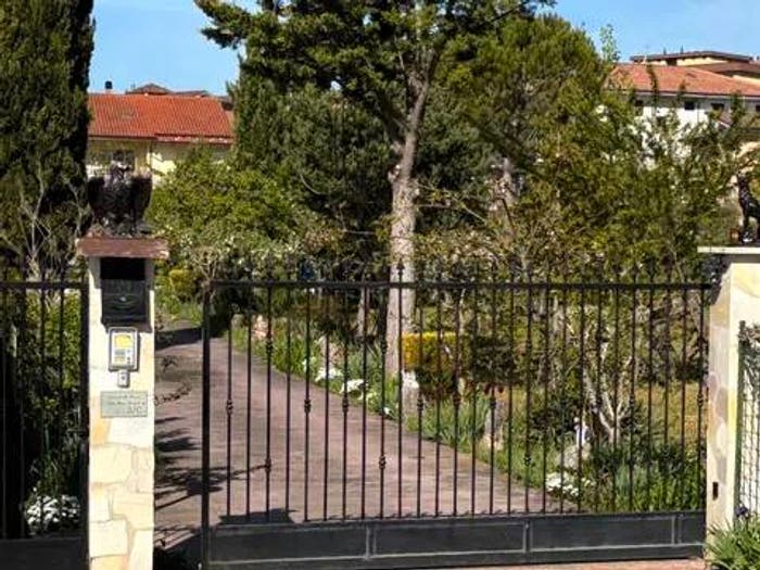 Casa con 6 locali in vendita in Via Le Piane, Isernia