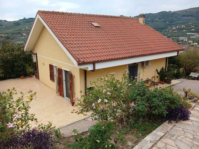 Casa con 5 locali in vendita in Via Coppi Rossi, Caramagna, Imperia