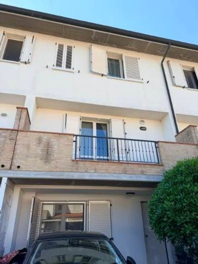 Casa con 5 locali in vendita in Via Hans Holbein, Lido Adriano Lido di Dante, Ravenna