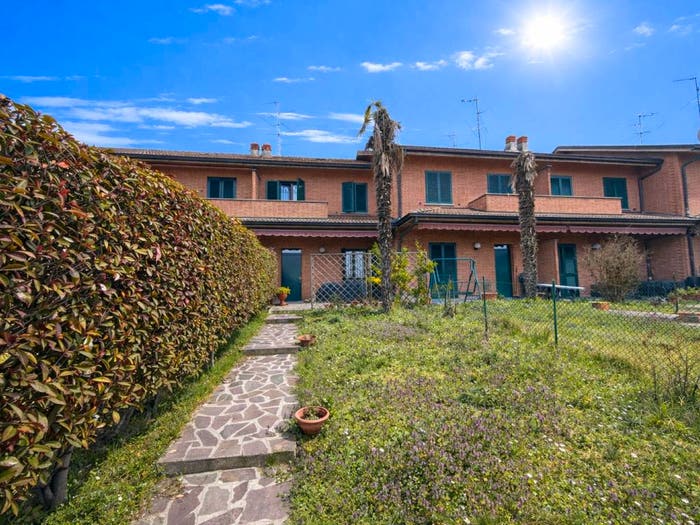 Casa quadrilocale in vendita in Via Don Gnocchi, Centro, Paullo