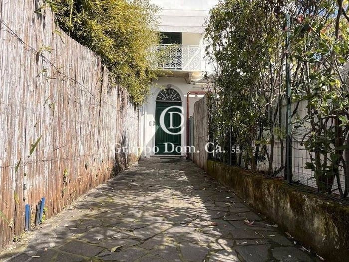 Appartamento trilocale in vendita in Via Versilia, Centro, Forte dei Marmi