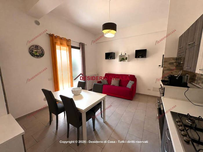 Appartamento bilocale in affitto in Piazza Mercato, Centro, Capo d'Orlando