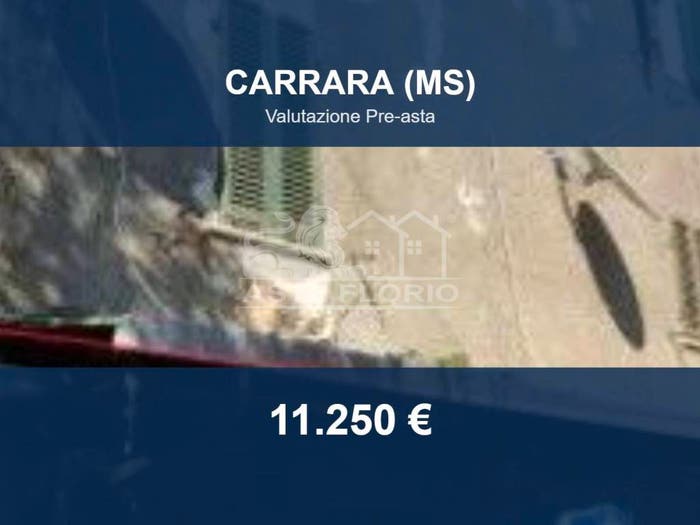 Appartamento trilocale in vendita in Via Aurelia, Avenza, Carrara