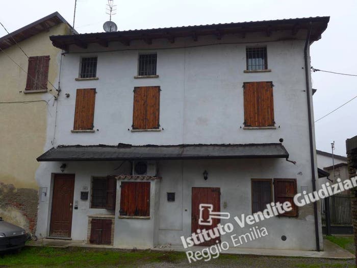 Appartamento bilocale in vendita in Via G Garibaldi, Gattatico