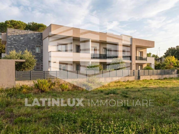 Appartamento quadrilocale in vendita in Borgo Podgora, Latina