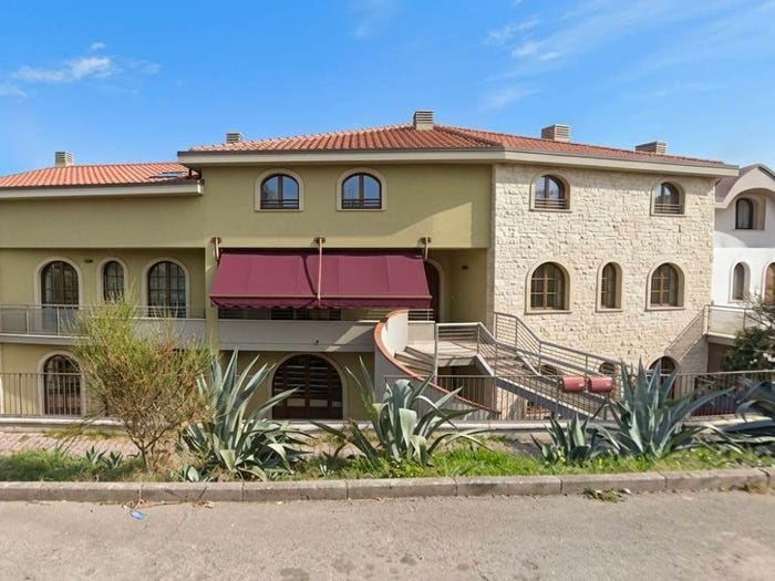 Appartamento trilocale in vendita in Strada del Poggio, Casole d'Elsa