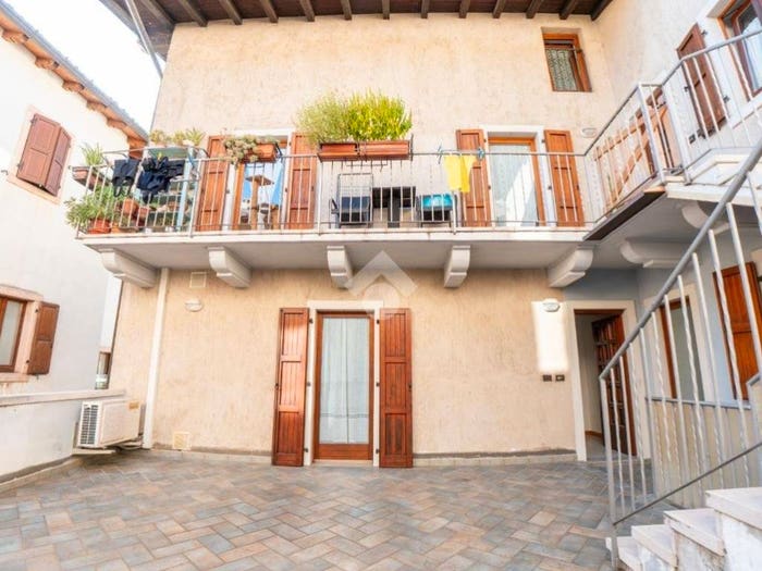 Appartamento trilocale in vendita in Via Torre, Centro, Dro
