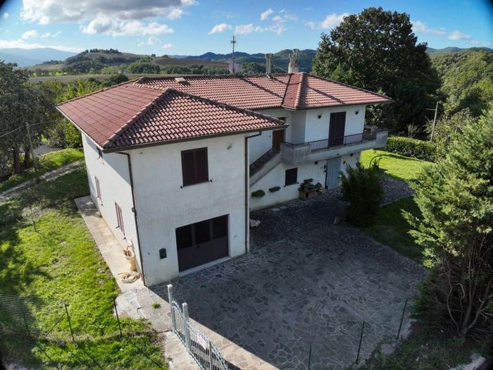Casa con 6 locali in vendita in Località Casabionda, Costacciaro