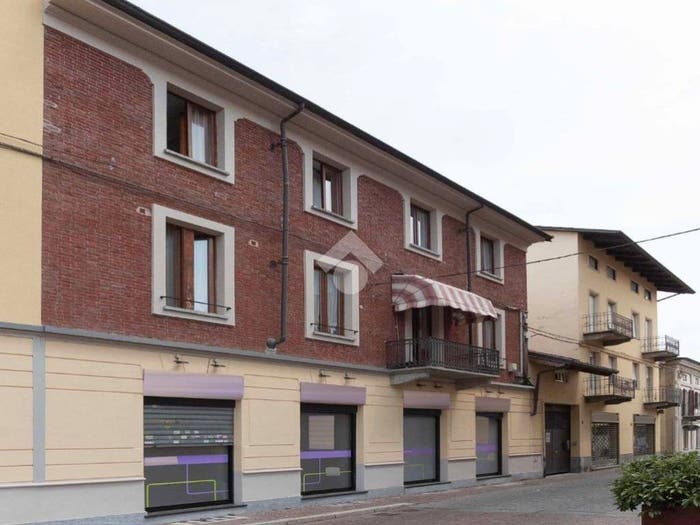Appartamento con 6 locali in vendita in Via san ciriaco, Centro, Ciriè
