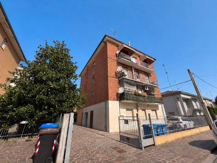 Appartamento quadrilocale in vendita in Via Papa Giovanni XXIII, Ospedale, Carpi