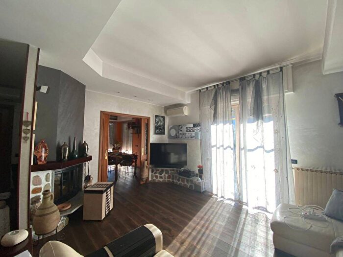 Casa con 6 locali in vendita in Via Marici, Centro, Boissano
