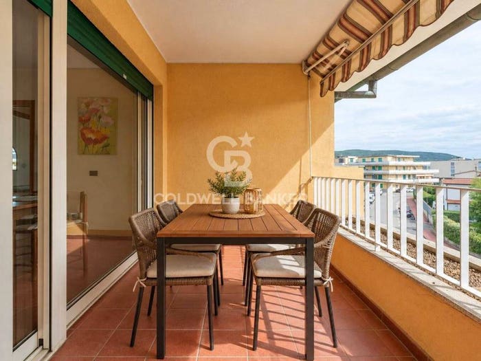Appartamento trilocale in vendita in Via Renato Fucini, Marina Di Campo, Campo nell'Elba