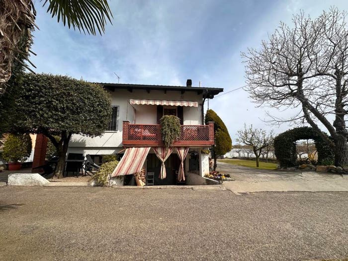 Casa trilocale in vendita in Via Avvocato Ferdinando Rondolino, Cavaglià
