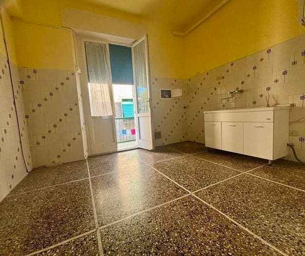 Appartamento quadrilocale in vendita in Fabbricotti, Livorno