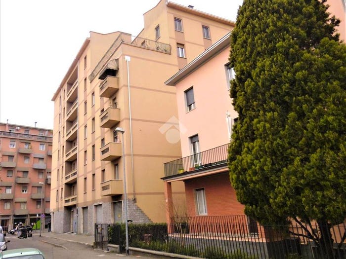 Appartamento trilocale in vendita in Via Giovanni Amendola, San Leonardo, Parma