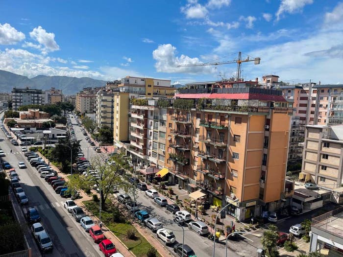 Appartamento con 6 locali in vendita in Via Principe di Paternò, Notarbartolo Sciuti, Palermo