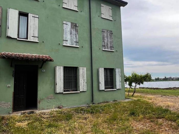 Casa con 6 locali in vendita in Curtatone