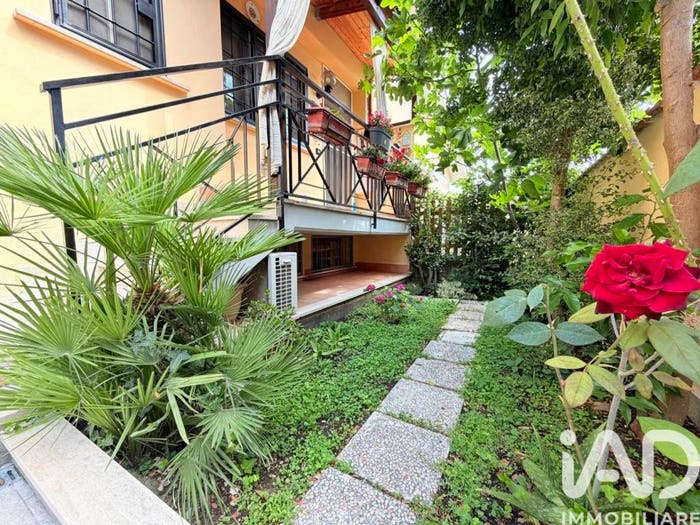 Casa quadrilocale in vendita in Via Alessandro Vellutello, Casal Bernocchi, Roma