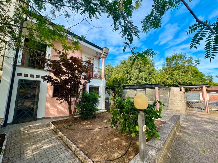 Casa con 5 locali in vendita in Via San Savino, San Savino, Cremona