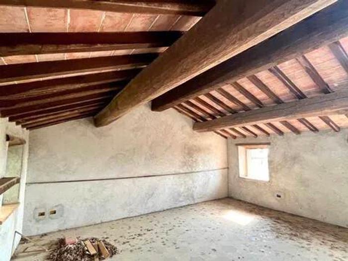 Casa con 6 locali in vendita in Via Di San Ginese No Number, Massa Macinaia San Leonardo, Capannori