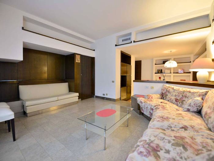 Appartamento trilocale in vendita in Via Francesco Nullo, Centro, Bergamo