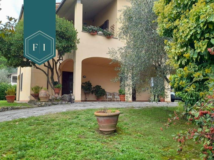 Casa con 6 locali in vendita in Via Poggio alla Croce, Loppiano Pian Delle Macchie, Figline e Incisa Valdarno