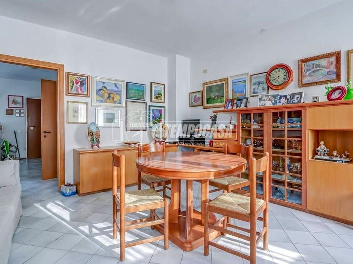 Appartamento trilocale in vendita in Via XX Settembre A, Centro, Cairate