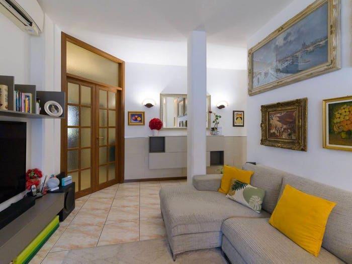 Appartamento quadrilocale in vendita in Via Giacinto Serrati Menotti, Ponte Lambro, Milano