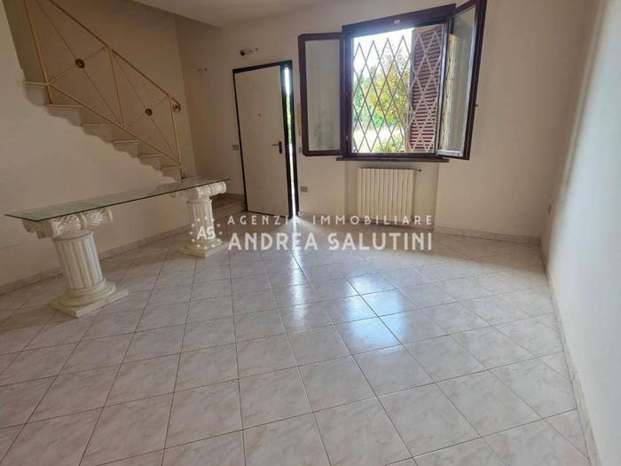 Casa quadrilocale in vendita in Localita' Campagna Ponente, Santa Lucia La Borra, Pontedera