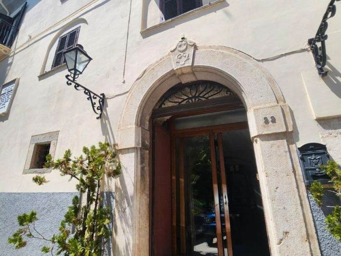 Casa con 6 locali in vendita in Piazza Generale Armando Diaz, Civitanova del Sannio