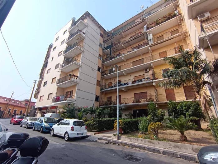 Appartamento con 5 locali in vendita in Via Noviziato Casazza, Viale Italia Montepiselli, Messina