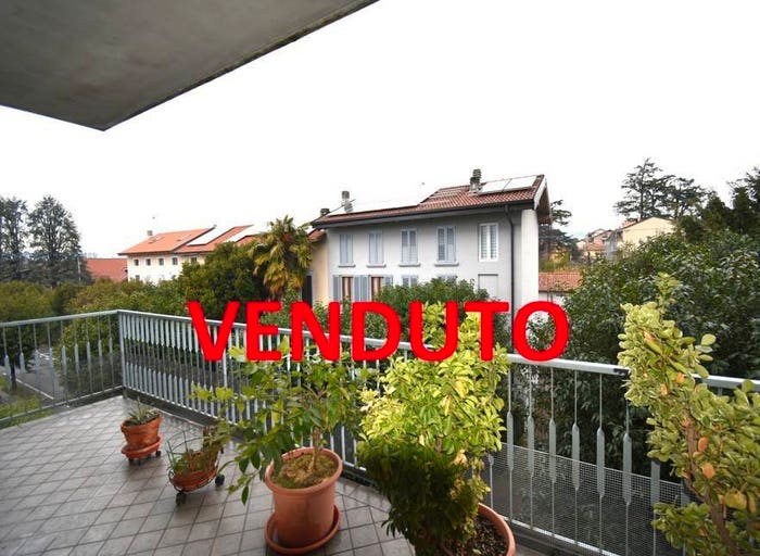 Appartamento trilocale in vendita in Via Nazario Sauro, Centro, Bernareggio