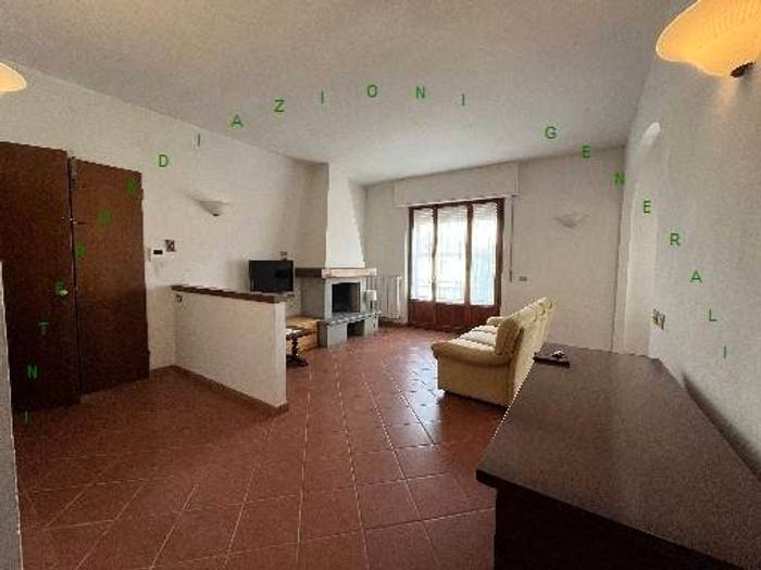 Appartamento con 5 locali in affitto in VIALE KENNEDY, Scarperia, Scarperia e San Piero
